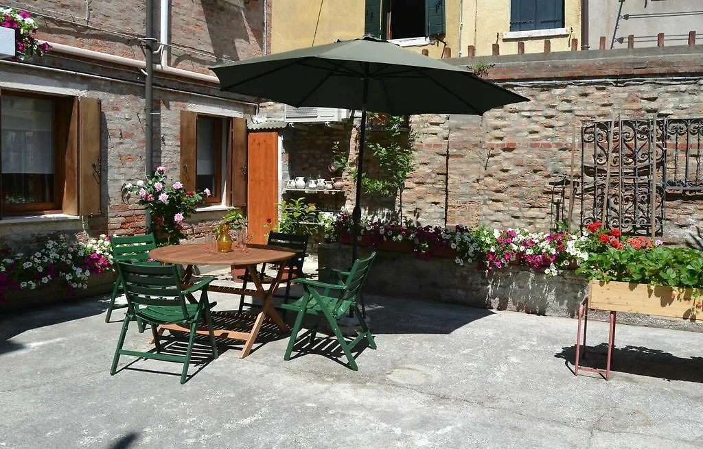 Ca' Ermina & Garden Apartman Velence