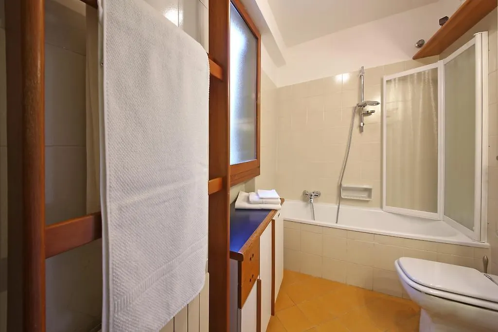 Ca' Ermina & Garden Apartment Venice 0*,  Италия