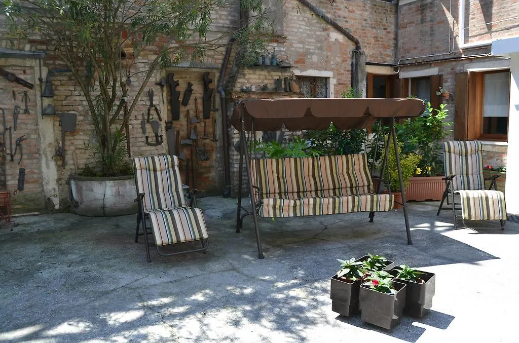 Ca' Ermina & Garden Apartment Venice